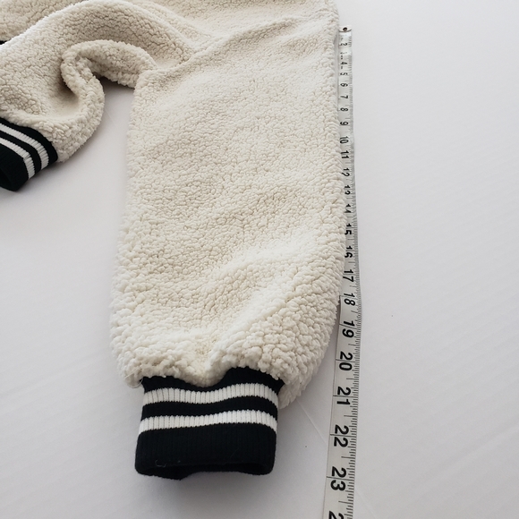 Venus Sherpa Bomber Jacket - Picture 8 of 9